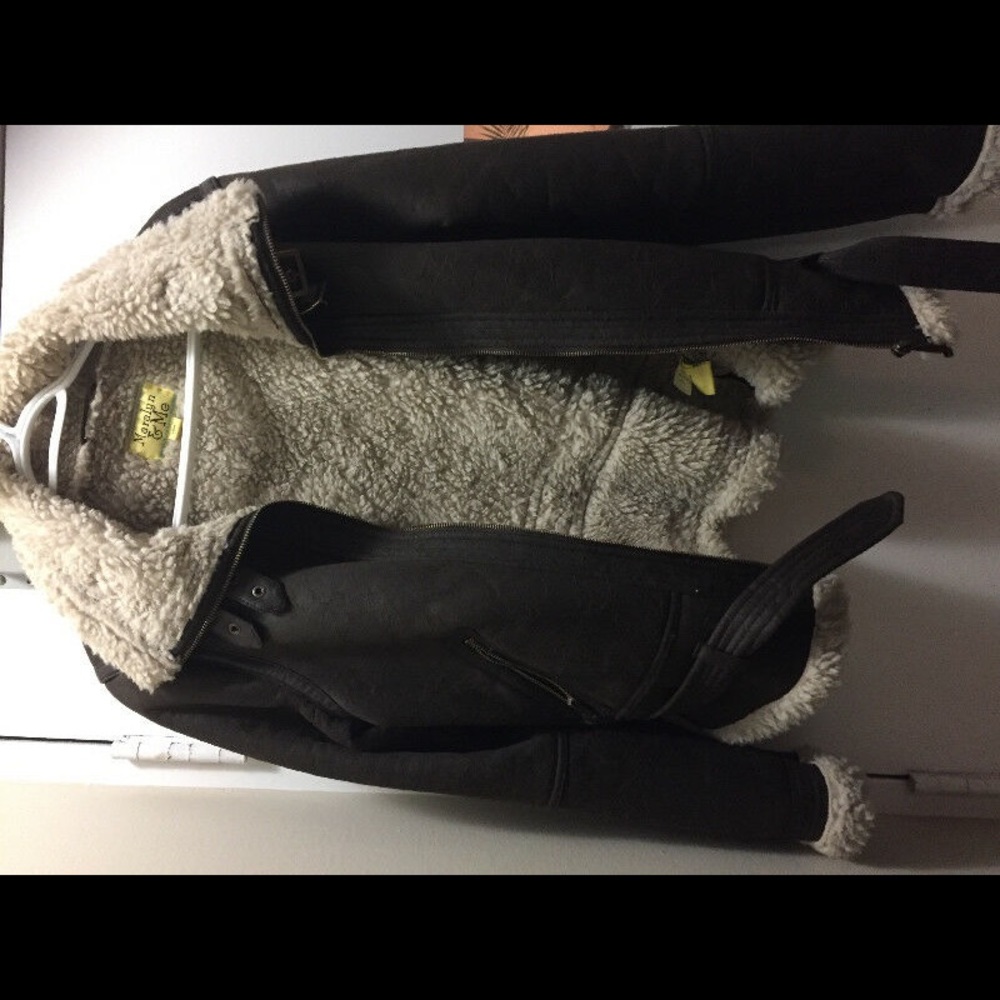 FAUX SHERLING COAT